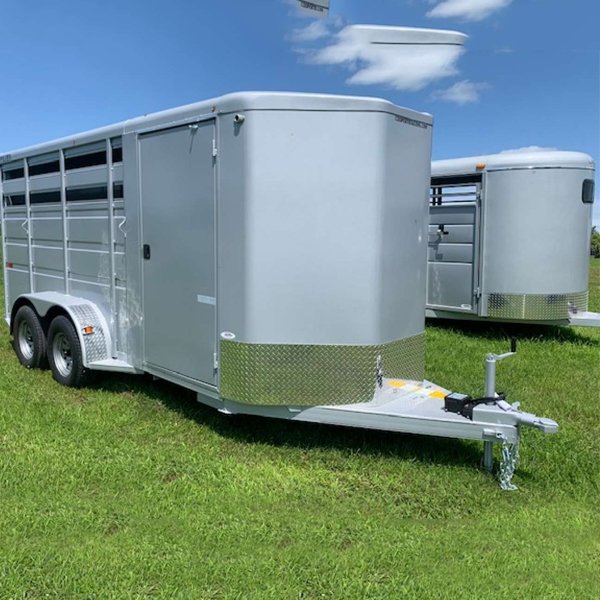 Titan Horse Trailers